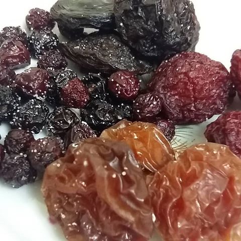 قیمت آلو خشک