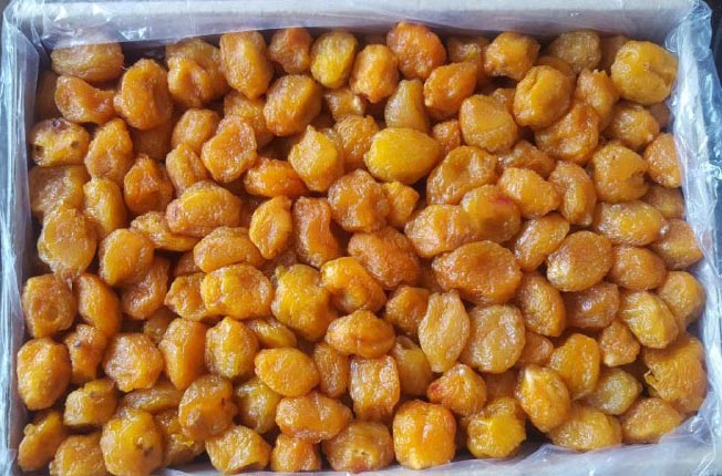 قیمت آلو بخارا