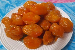 خرید آلو حاج حسنی